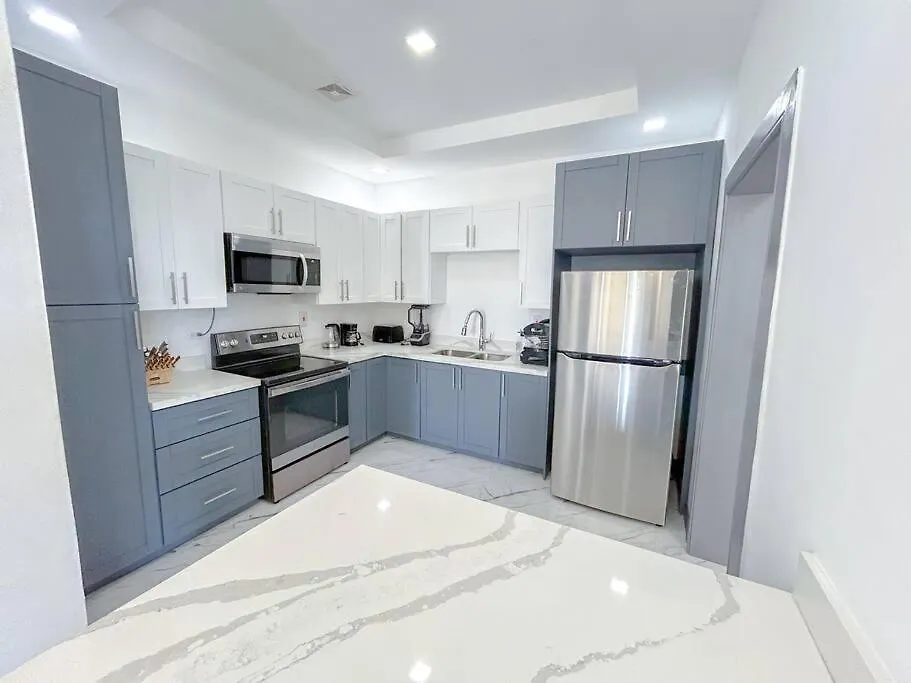 Excellence At Lawrence Palms Apartment Kingston Jamajka